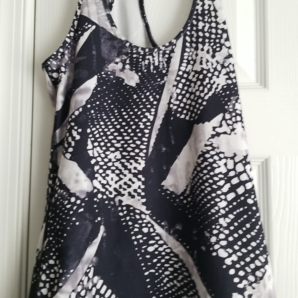 Lululemon Racerback Tank - Picture 3 of 12